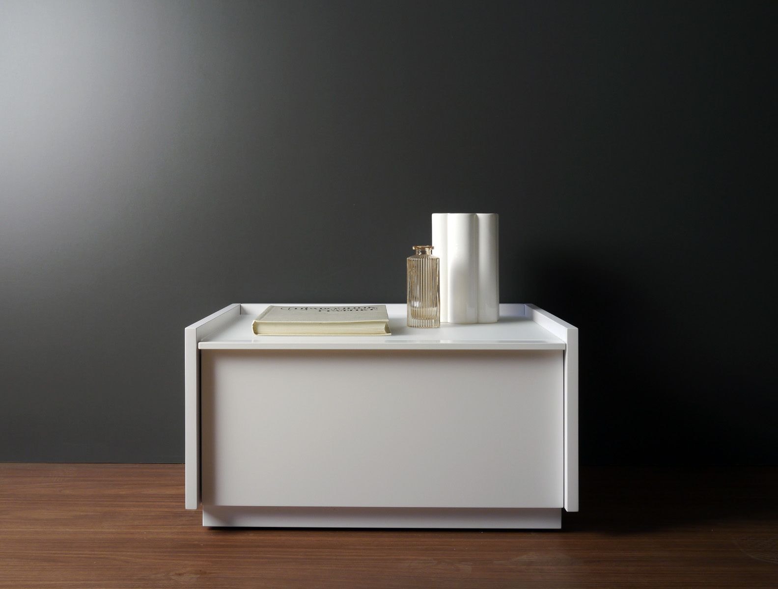 Біла тумба Verona NS